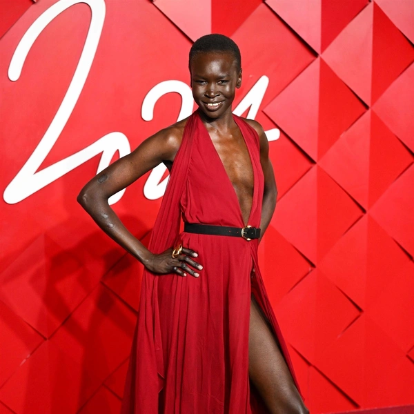 темнокожая модель, самая темнокожая модель, красивые темнокожие модели, темнокожие модели девушки, Алек Век, чернокожая модель | Источник: ZAHU/Legion Media