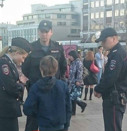 Прохожие смогли заснять момент задержания