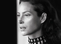 Вечные ценности Valentino в первой сольной кампании Пьерпаоло Пиччоли
