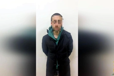 Police Detain Street Marketer for Painting Drug Ads in Yessentuki