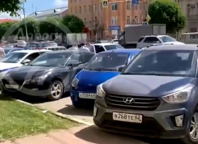 На Первомайском проспекте проходит рейд по тонировке | ya62.ru