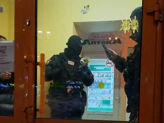 Сбор подписей прервало появление полиции | Источник: Сабурово / T.me