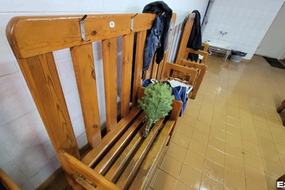 'We Were All Naked!' Security Forces Storm Women's Bathhouse in Yekaterinburg