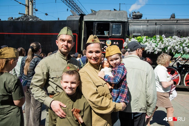 С Днём Победы! | Источник: Надежда Тихомирова / 45.RU