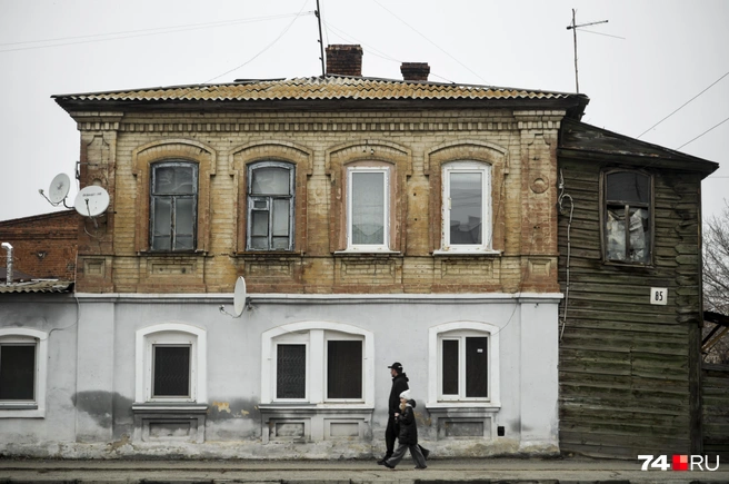 Остальная часть Троицка восторга не вызывает. Центр города — это буквально частный сектор | Источник: Виталий Гущинский