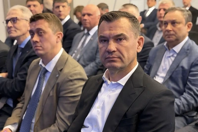 Ситников поручил сократить сроки техприсоединения втрое к 2030