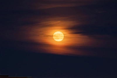 Яркая луна над Архангельском: закатные кадры