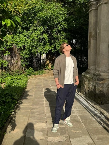Нападающий Артем Набиев выбрал культурную программу  | Источник: _nabi79_/&nbsp;Instagram (экстремистская организация, деятельность запрещена на территории РФ)