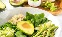 Большой зеленый салат