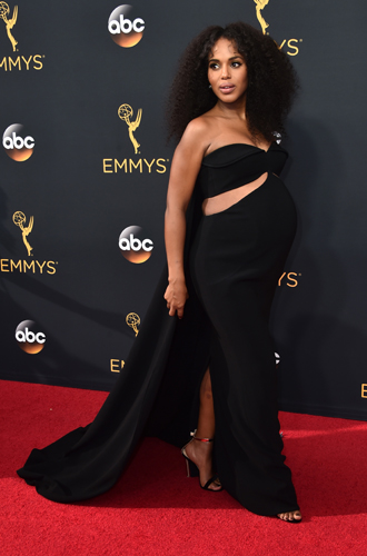 В платье-комбинезоне Brandon Maxwell на 68-й церемонии Emmy Awards 