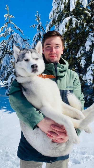 Сергей завел собаку и освоил сноуборд | Источник: архив Сергея Опарина