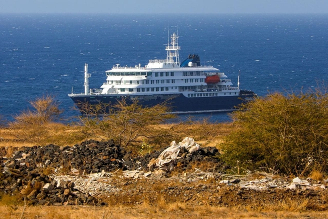 Так выглядит лайнер MV Hondius | Источник: EPA/ТАСС