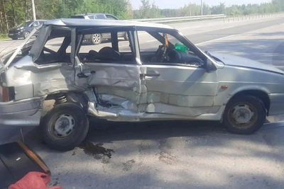 В Рязани столкнулись ВАЗ и Kia: трое пострадавших