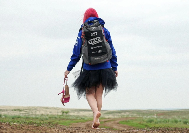 Начало похода: лето, тепло, оренбургские степи | Источник: СОЛО путешествия | Оксана Соло / Vk.com