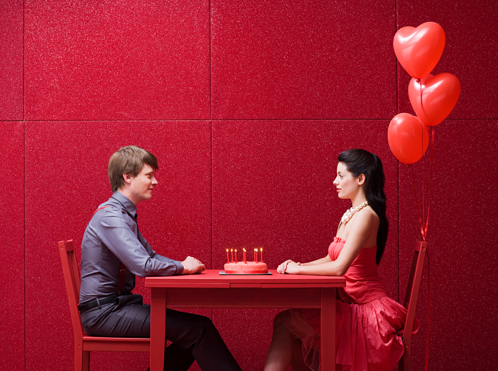 Три романтичных десерта для всех влюбленных | marieclaire.ru