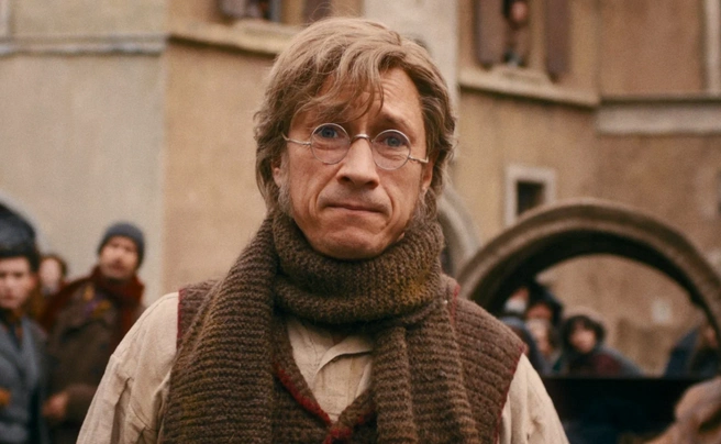 Александр Яценко сыграл папу Карло | Источник: «Кинопоиск»