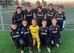 Как это трогательно: Jacquemus стал спонсором провинциального детского футбольного клуба