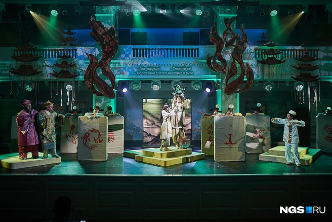 Премьера оперы «Соловушка» в Оперном театре | Источник: Александр Ощепков / NGS.RU