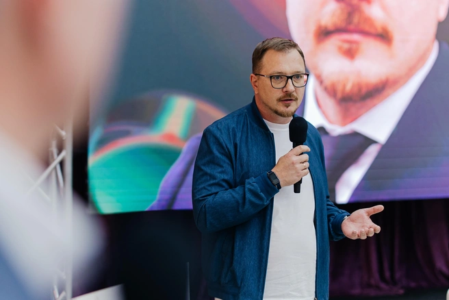 Алексей Голиков — гендиректор «Читаэнергосбыта» и партнер премии — тоже поддержал забайкальских бизнесменов | Источник: Ксения Зимина