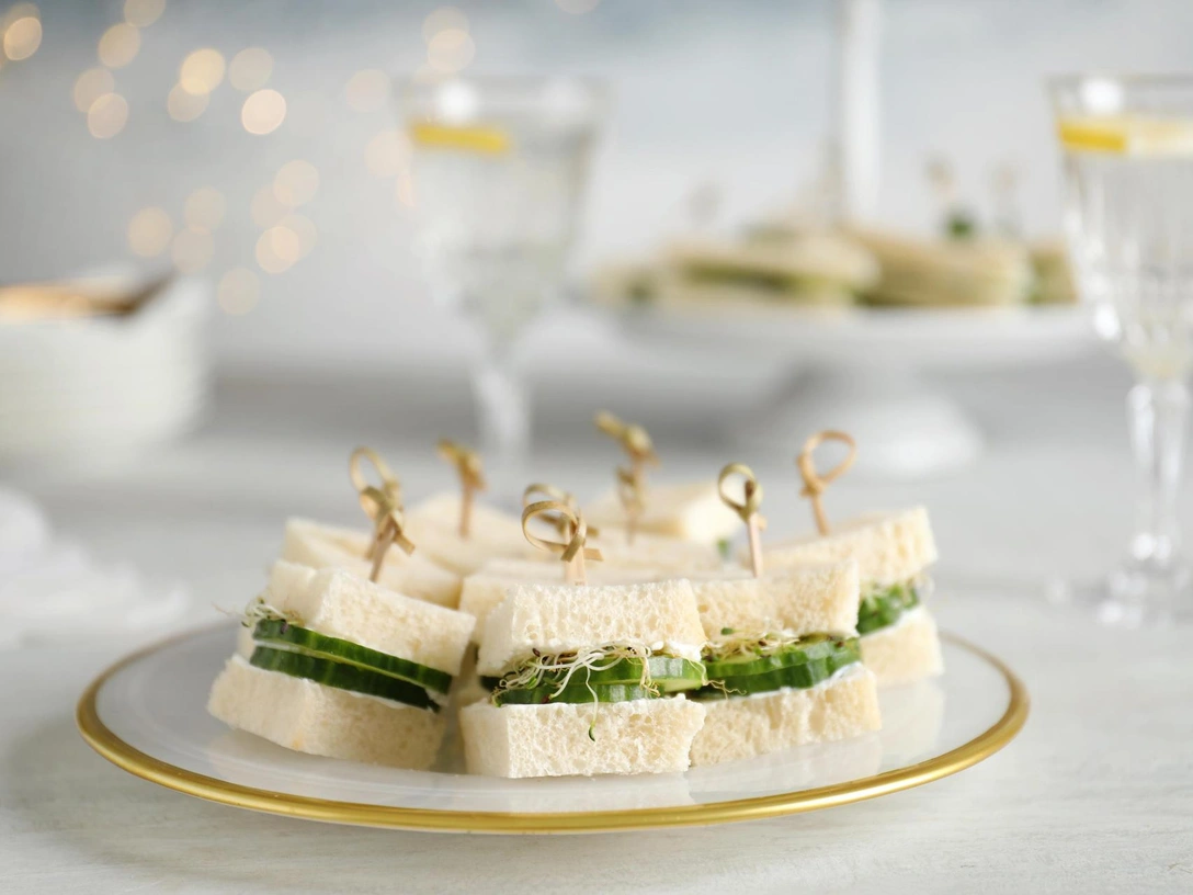 Не для бедных: 8 обычных продуктов, которые раньше ели только богатые | marieclaire.ru