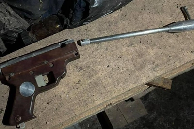 Самодельный пистолет в гараже: задержан житель Малинок