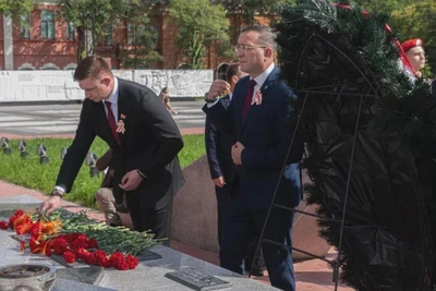 Вечный огонь зажгли в Благовещенске в память о героях войны