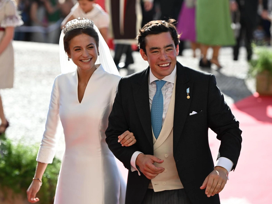 Мария Франциска с женихом Дуарте де Соуза Араухо, 7 октября 2023 год | marieclaire.ru