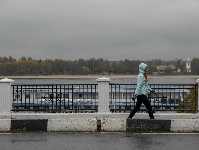 Осенью лучше всегда быть готовым к дождю | Источник: Александр Куренной / 76.RU