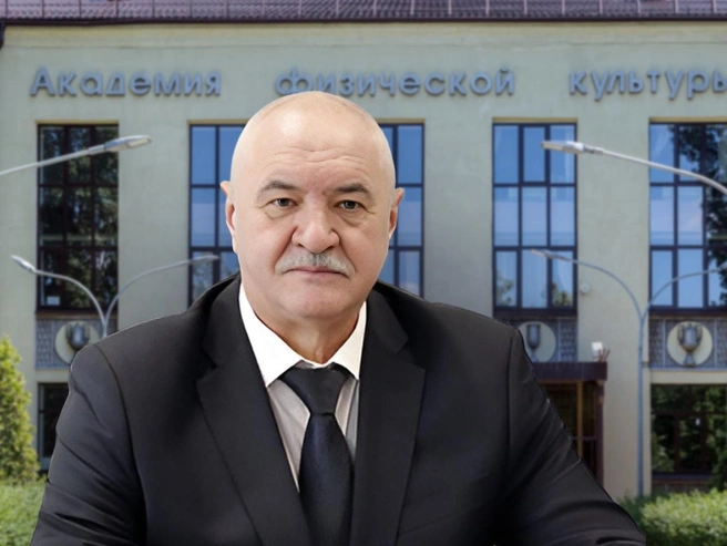 Виктор Якимович, как утверждают в вузе, отсутствует по болезни | Источник: Мария Романова / V1.RU