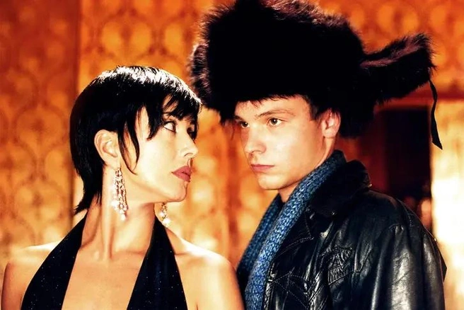 Источник: кадр из фильма «Ночной дозор» (18+), реж. Тимур Бекмамбетов, кинокомпании «Первый канал» и «Базелевс-продакшн», 2004 год