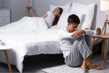 «Жених прочел мою переписку с бывшим и теперь реже звонит. Какие у него мысли?»