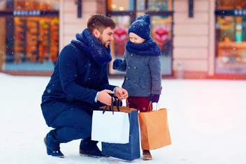 Как принять то, что муж тратит деньги на детей от прошлого брака?