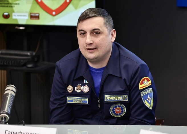 Денис Гарифуллин: «Помимо техники, покажем новое кинологическое подразделение» | Источник: Юлия Боровикова / «Вечерний Челябинск»