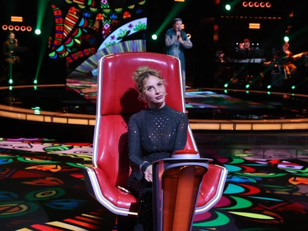 Копия Лолиты, дивы в перьях и золоте: первые кадры со слепых прослушиваний 14 сезона «Голоса»