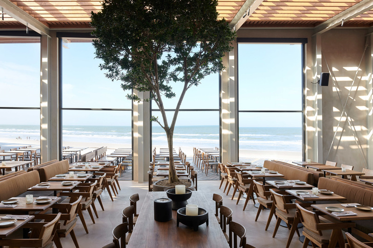Уютный ресторан с видом на море (фото 4)