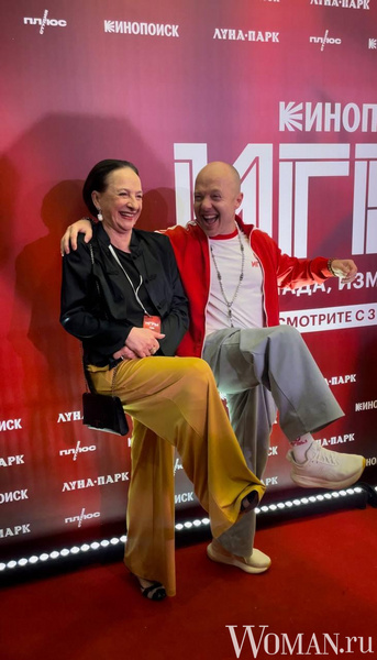 Команда спортсменов, счастливая Мельникова и Хабенский встретились на премьере «Игр»