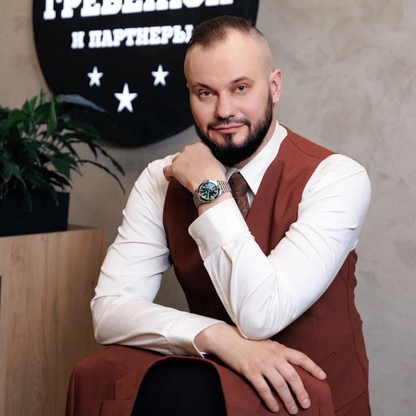 <p>Максим Гребенюк</p>