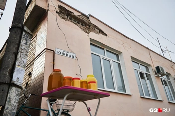 Свежий мед от местного пасечника | Источник: Роман Данилкин / 63.RU