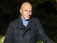 «Автора строк мы нашли»: Игорь Крутой прокомментировал скандал с «кражей» стихов песни Ирины Аллегровой «У окна»