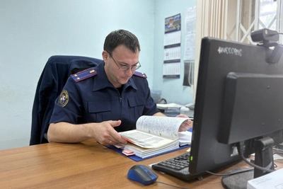 Двое подростков обвиняются в грабежах