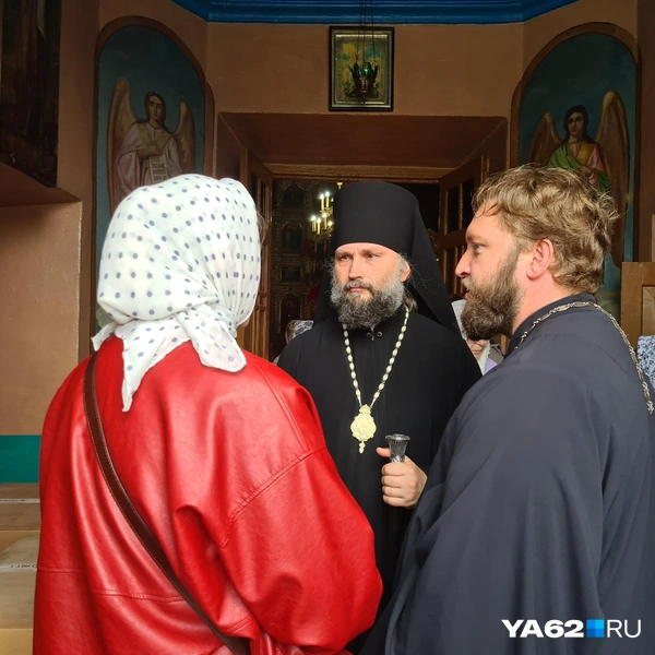 Беседы иногда длились до получаса | Источник: Светлана Коновалова / YA62.RU