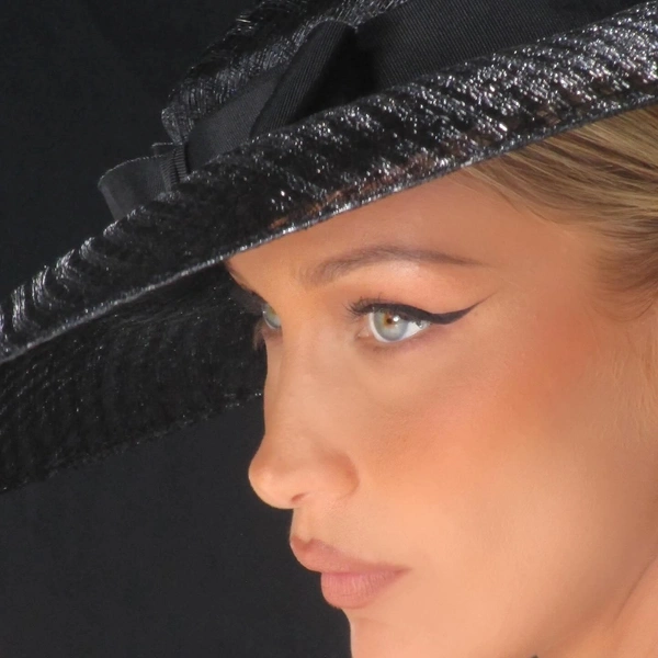 Источник: @bellahadid