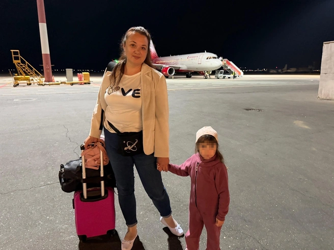 Екатерина ездила в отпуск с двумя дочерьми — 3 года и 23 года | Источник: Екатерина Сайгушева