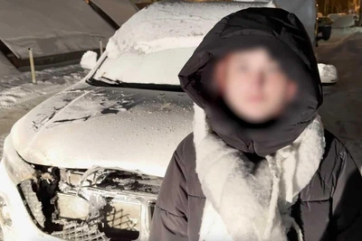 Woman sets SUV on fire on 'FSB' orders, streams video