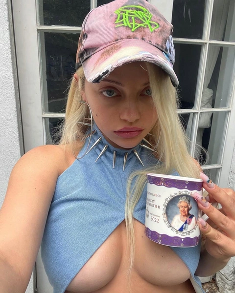 Катя Кищук | www.starhit.ru