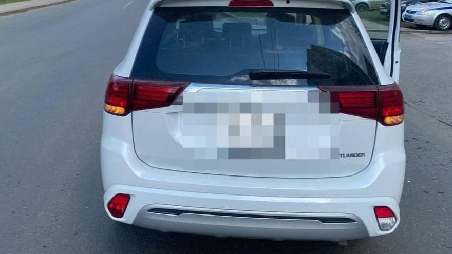 В Уфе школьника на скорости сбила машина на пешеходном переходе — видео 