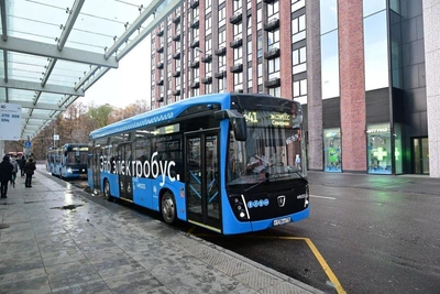 Moscow Tests Electric Bus with Night Charging Technology