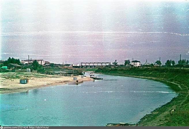 Вид на дамбу с улицы Кирова, 1960 г. | Источник: Старый Курган Автор: Попов Геннадий Иванович