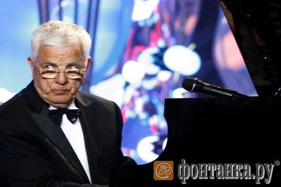 Раймонд Паулс попал в больницу | Источник: Михаил Садчиков
