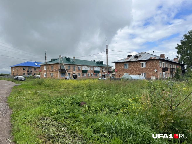 Свой дом можно найти по цвету крыши | Источник: Андрей Бирюков / UFA1.RU